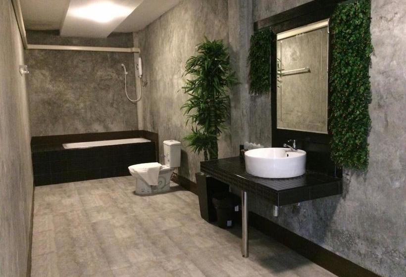 River Nature Hotel 6