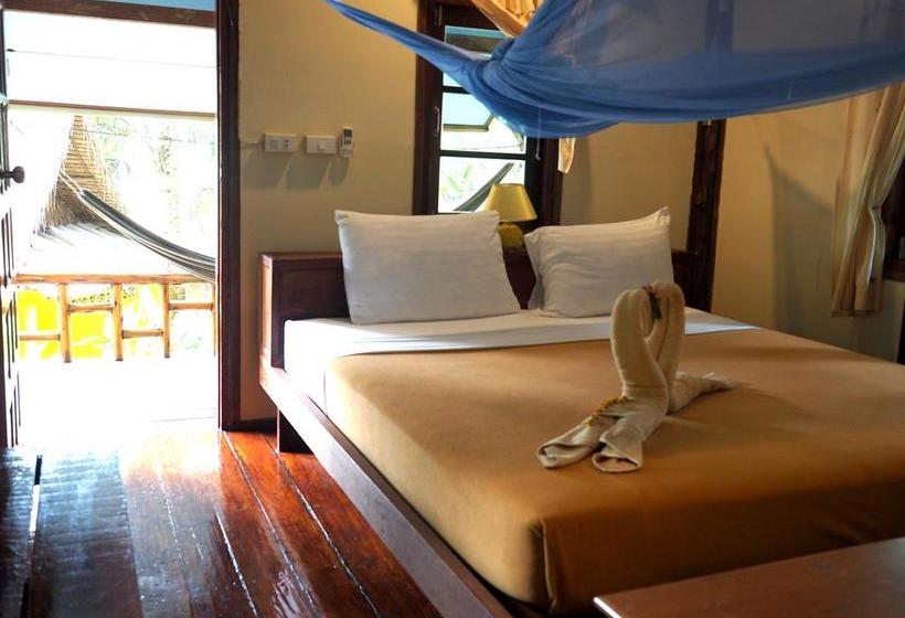 Hotel Exotic Bungalows 7