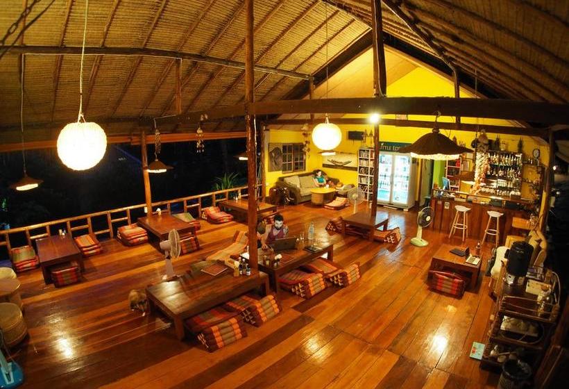 Hotel Exotic Bungalows 9