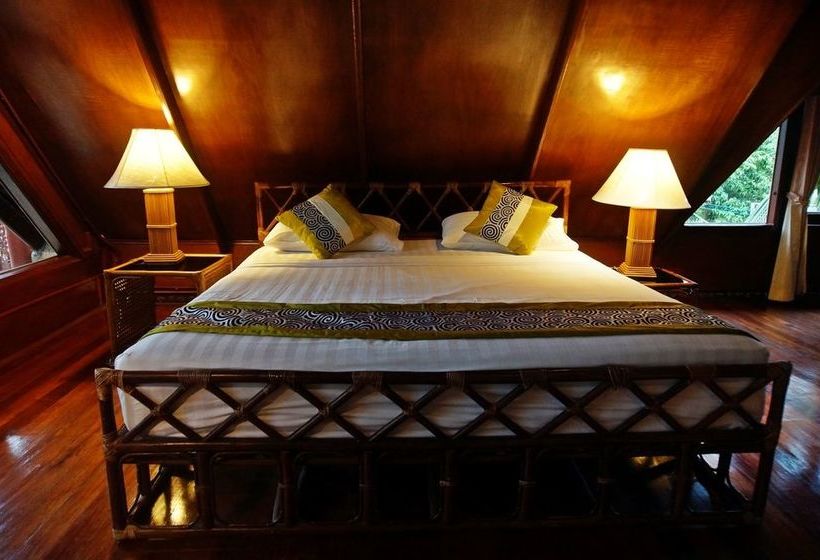 Beachfront Samui Villas 15