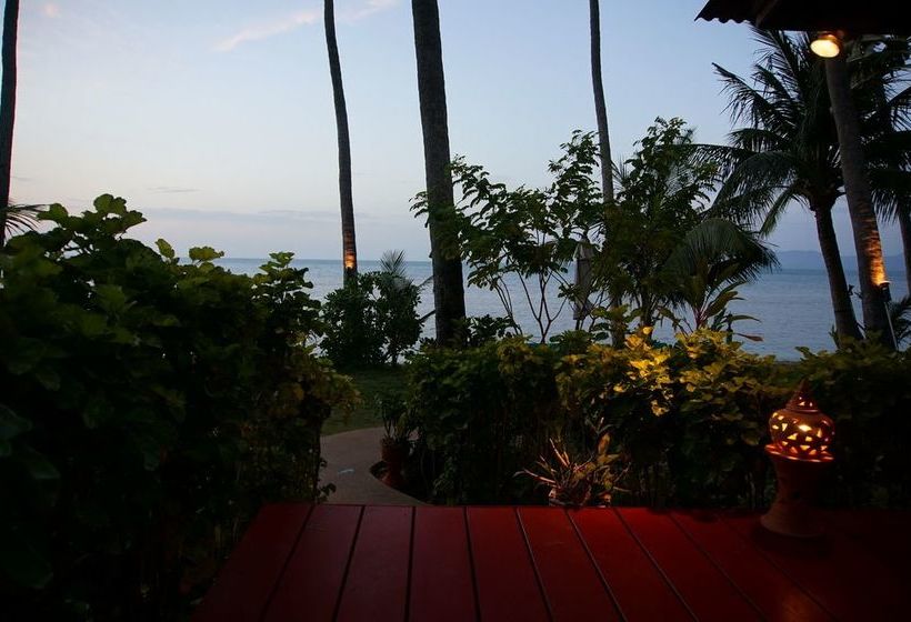 Beachfront Samui Villas 17