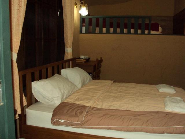 Hotel Baan Phuthadol 1