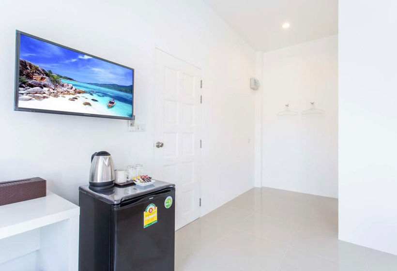 Hotel The Way Phuket 7