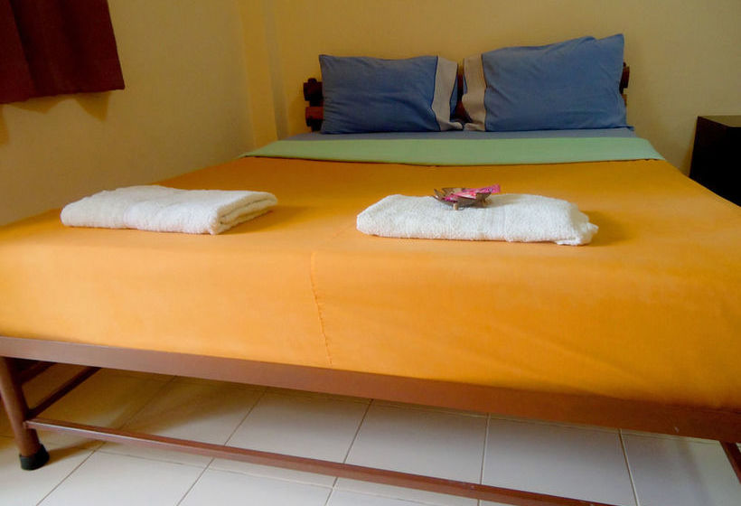 Hotel Baan Somtawin 3