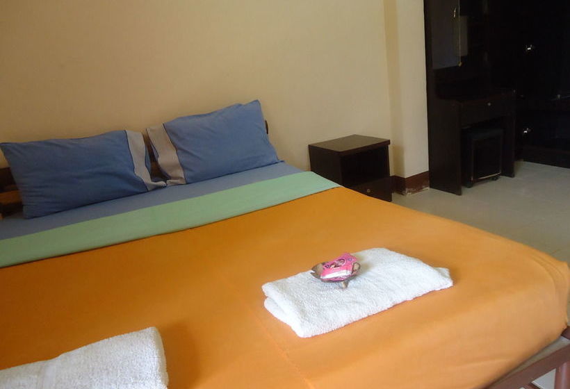 Hotel Baan Somtawin 4