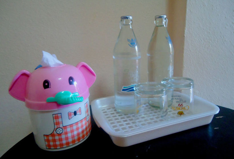 Hotel Baan Somtawin 9