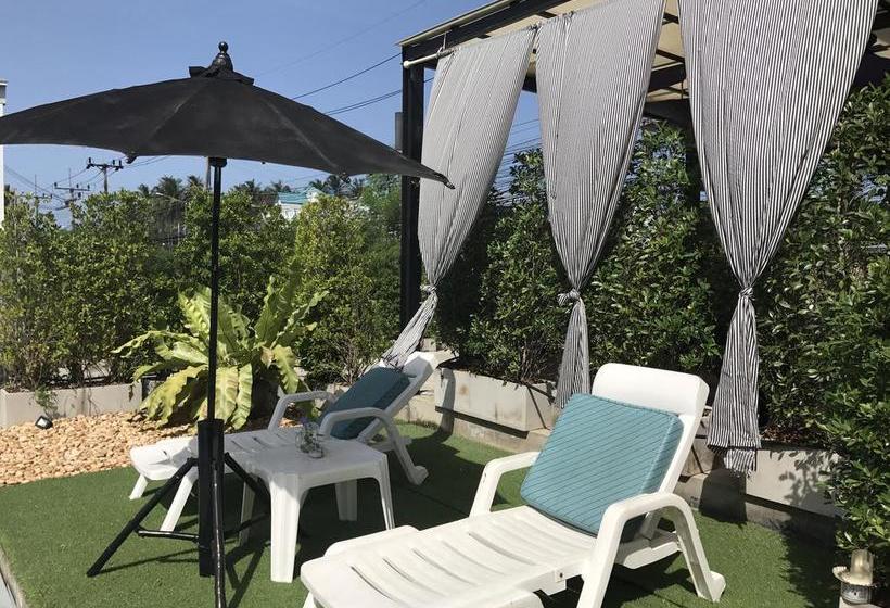 Hotel 1715 House & Caff Resort Phuket 18