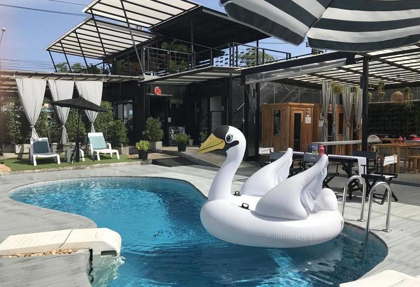 Hotel 1715 House & Caff Resort Phuket 4