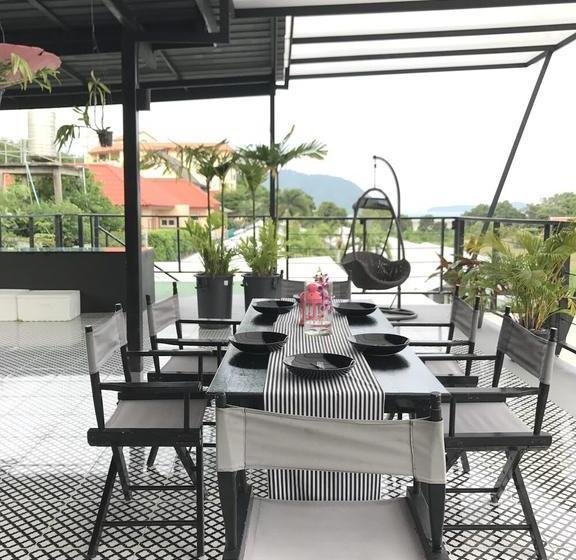 Hotel 1715 House & Caff Resort Phuket 6