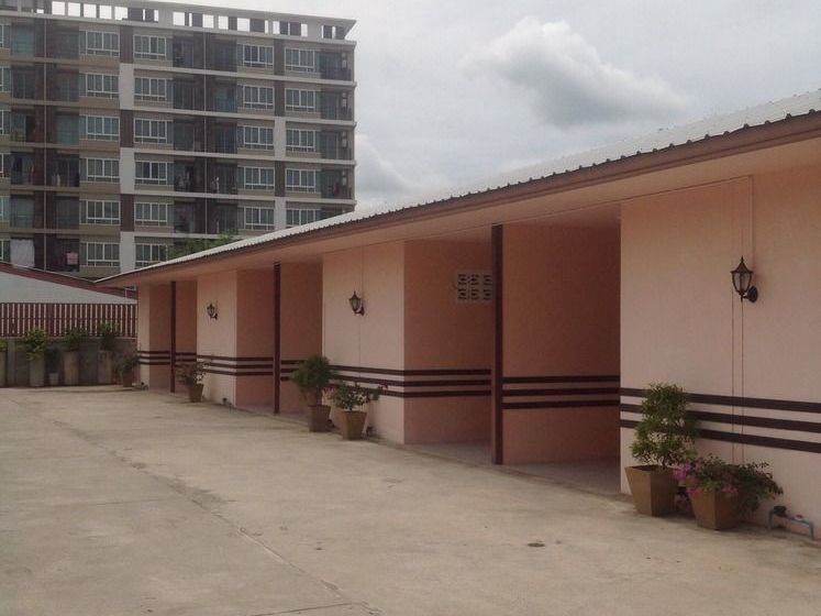 Kantana Apartment & Resort 15