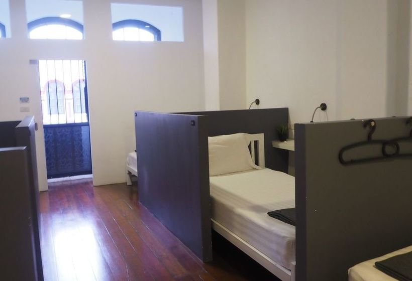 Chino Town Gallery Hostel 20