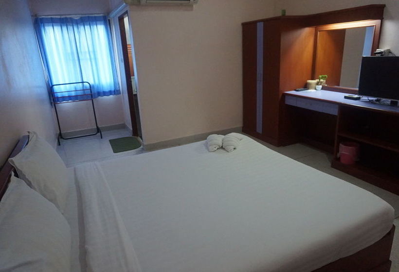 Hotel Metro Residence 6