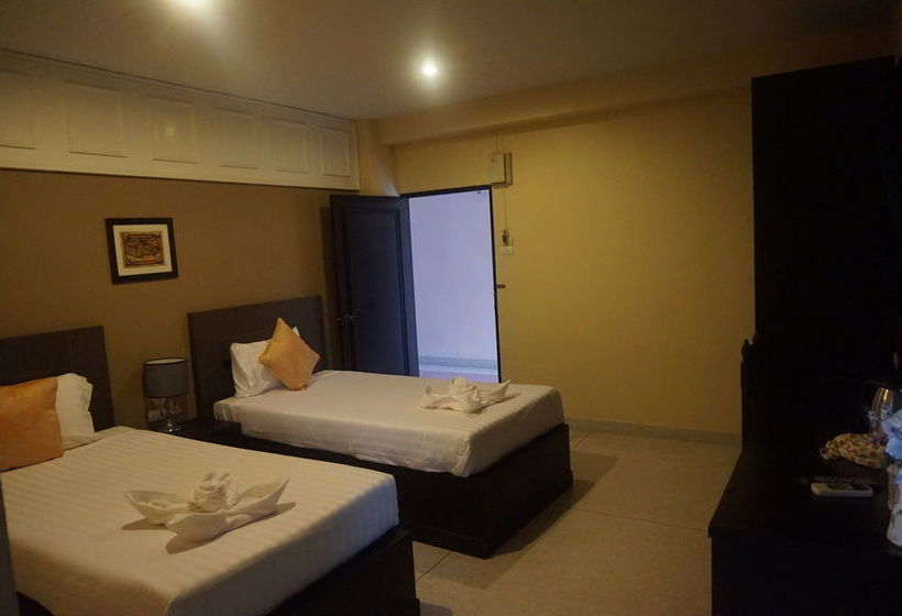 Hotel Metro Residence 7