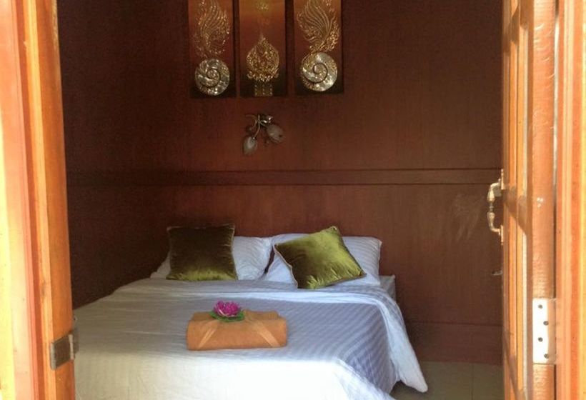 Pension Casa Ayutthaya 11