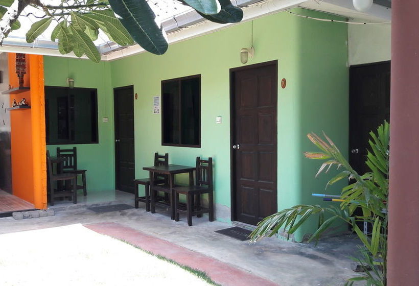 Hotel Baan Kiengtalay Samroiyod 16