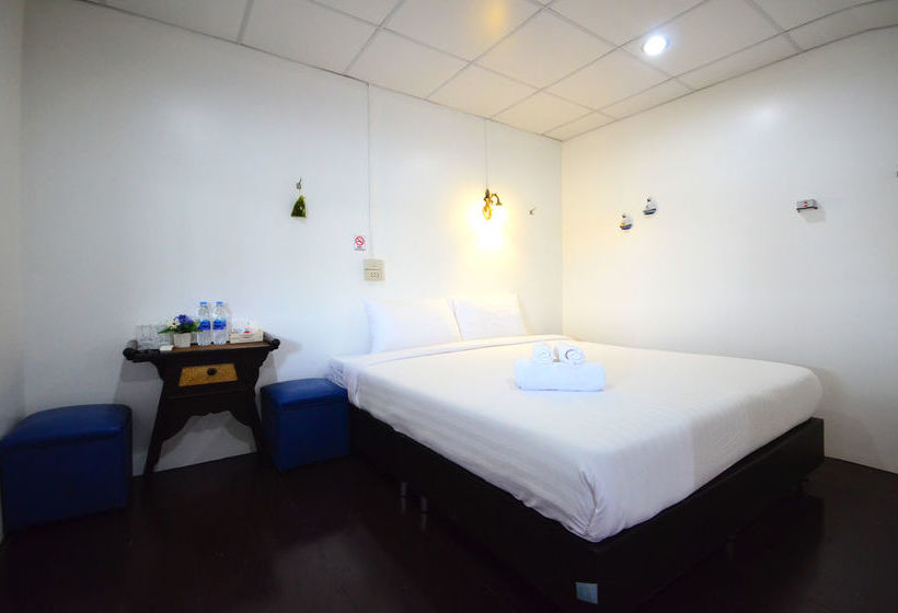 Hotel Rain Tree Resort 11