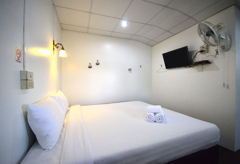 Hotel Rain Tree Resort 17