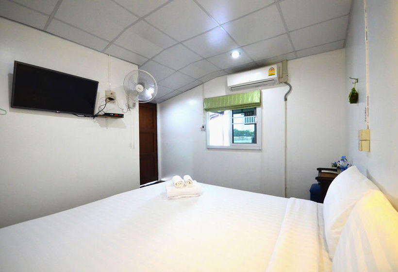 Hotel Rain Tree Resort 4