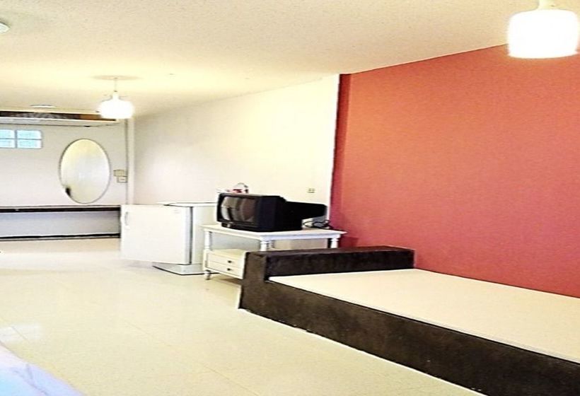 Hotel Merito Beach Resort 1