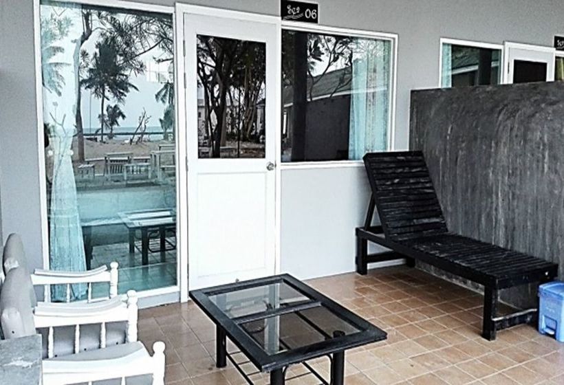 Hotel Merito Beach Resort 9