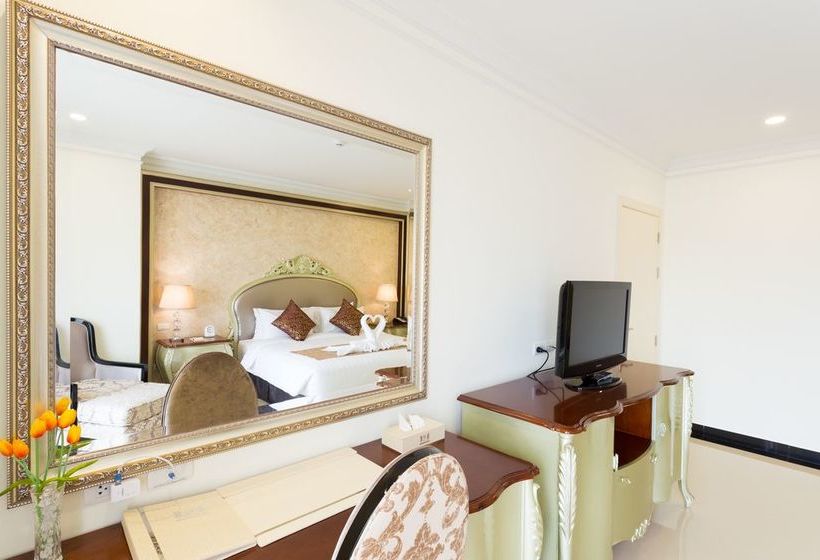 Hotel Lk Crystal Ville 16