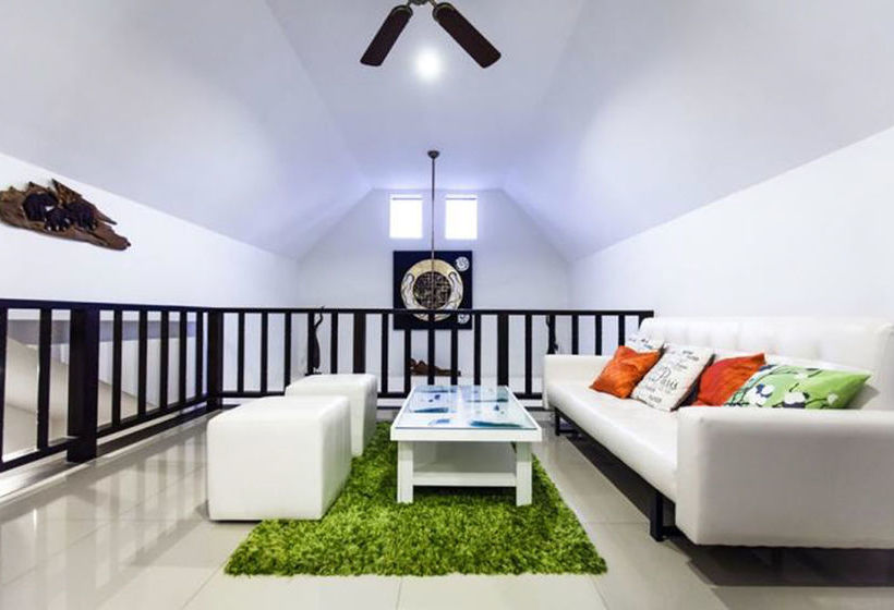 Champagne Villa By Jetta 16