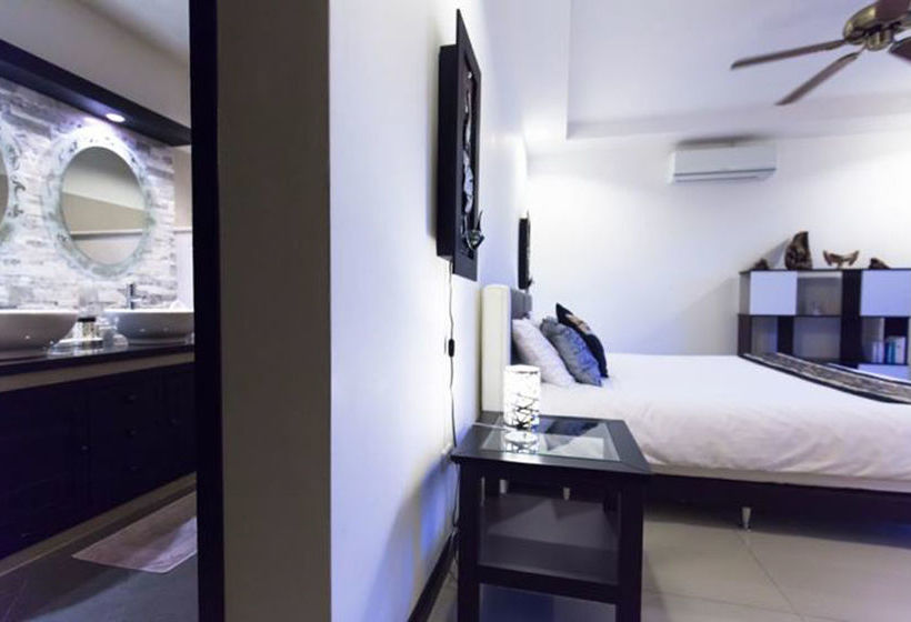 Champagne Villa By Jetta 2