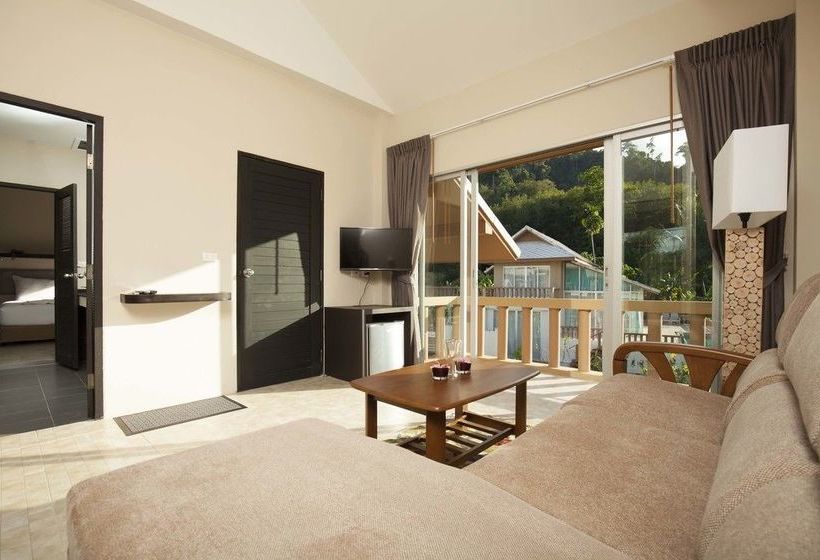 Hotel The Lifeco Phuket 11