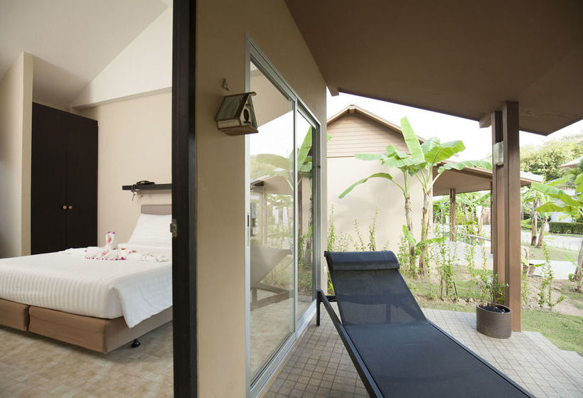 Hotel The Lifeco Phuket 14