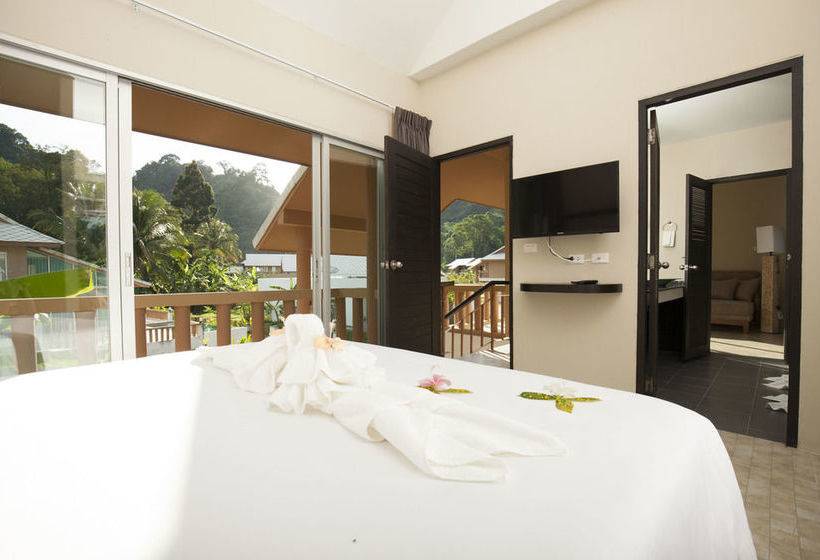 Hotel The Lifeco Phuket 7