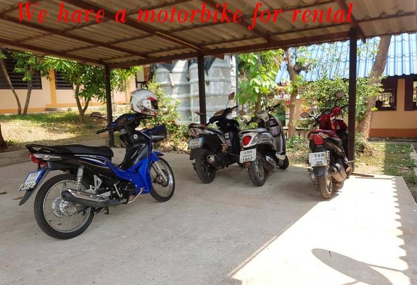 Hotel Banphu Montalang Resort 5