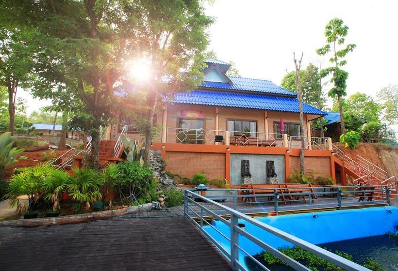 Hotel Banphu Montalang Resort 9