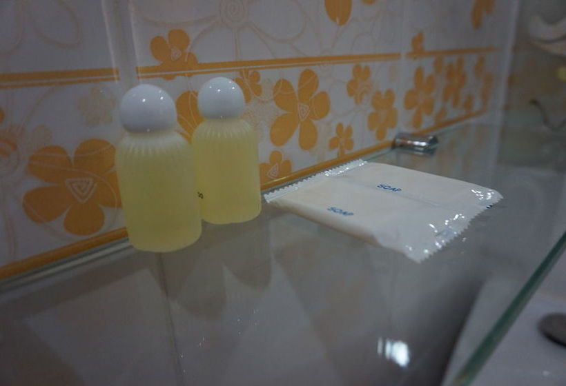 Hotel The Riverfront Place 13