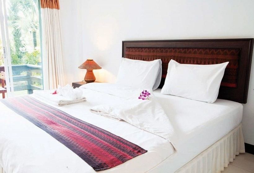 Nakhaburi Hotel & Resort 17