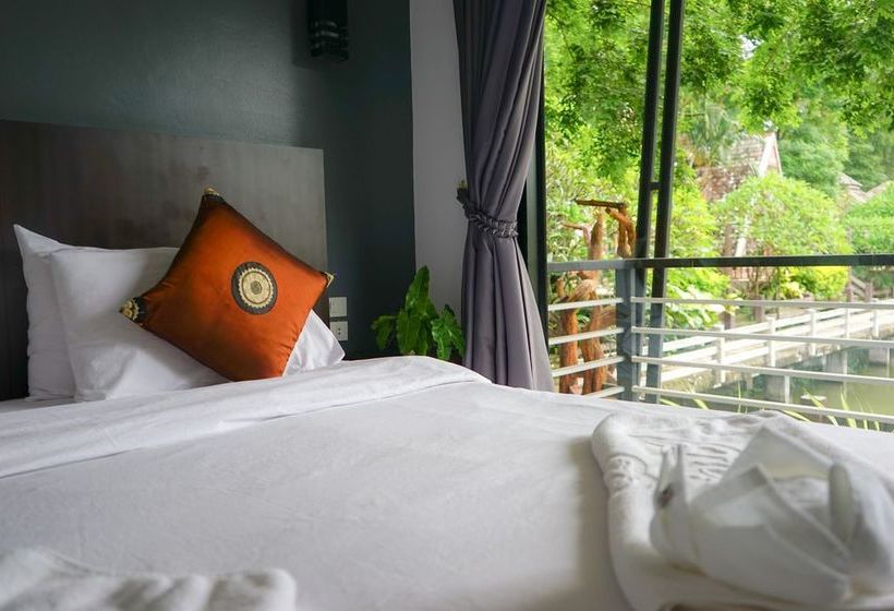 Nakhaburi Hotel & Resort 20