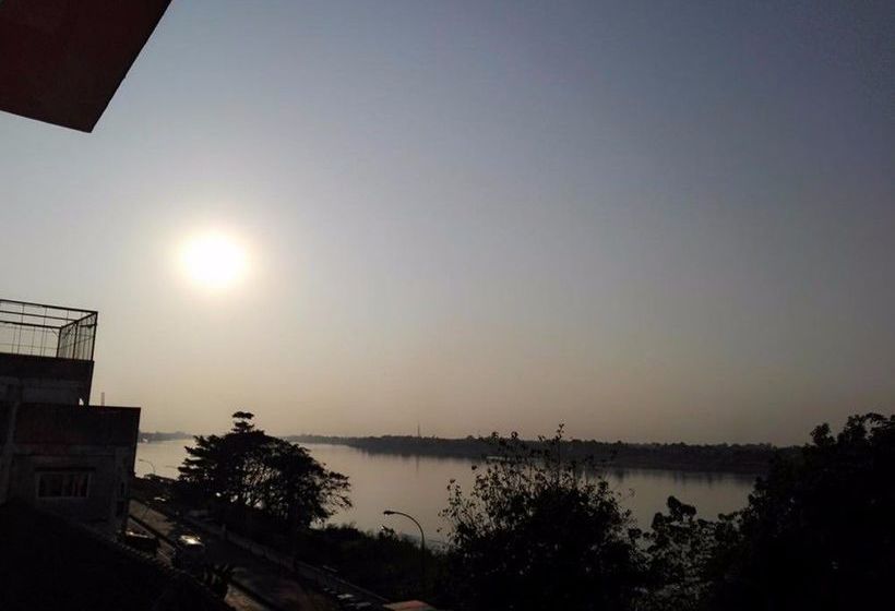 Pension Just Mansion Nong Khai 12