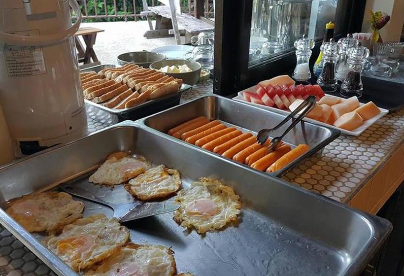 Hostel Chestnut Hill Eco Resort 2