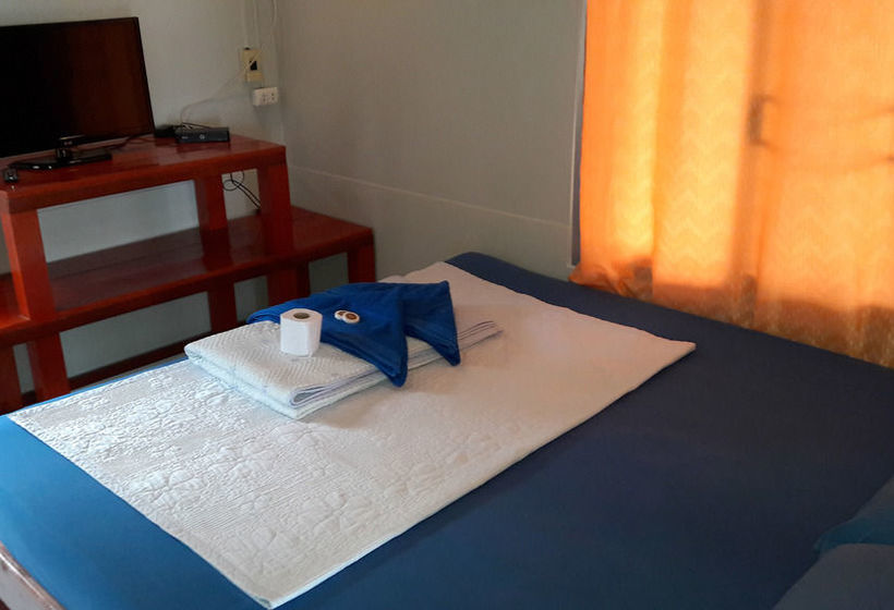 Hotel Jelly Fish Bungalow 12