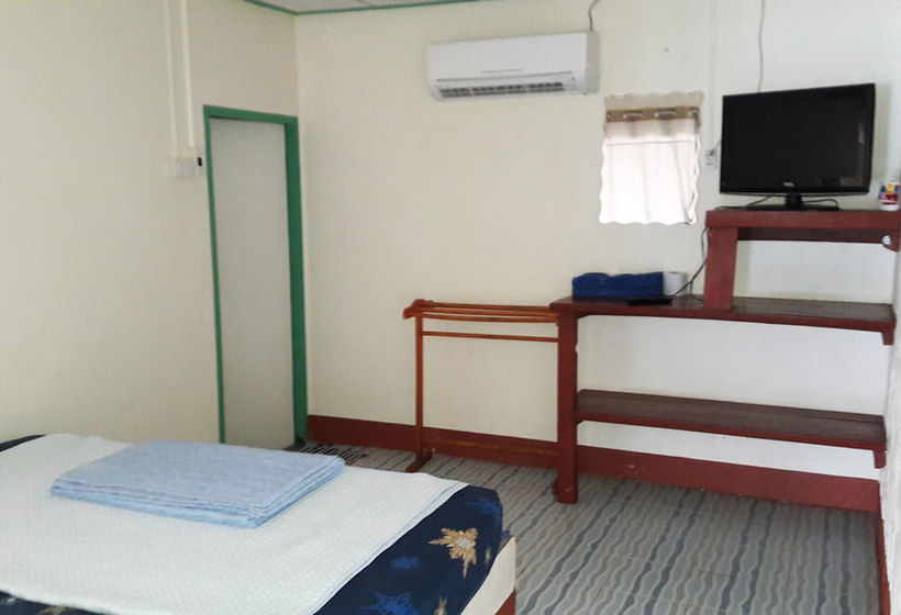 Hotel Jelly Fish Bungalow 19