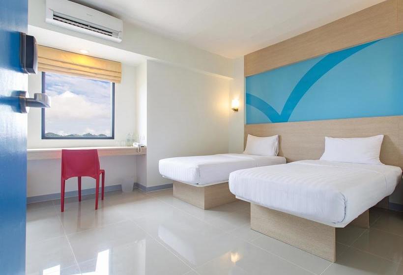 Hotel Hop Inn Sakon Nakhon 13