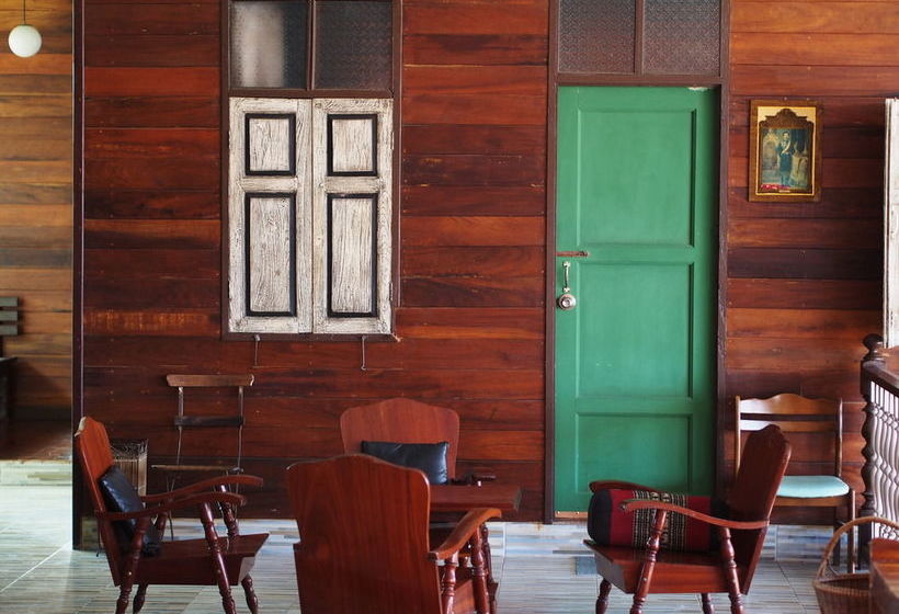 Pension Chommuang Guest House 1