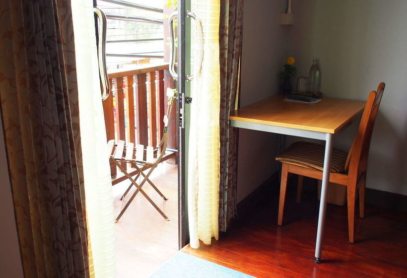 Pension Chommuang Guest House 11