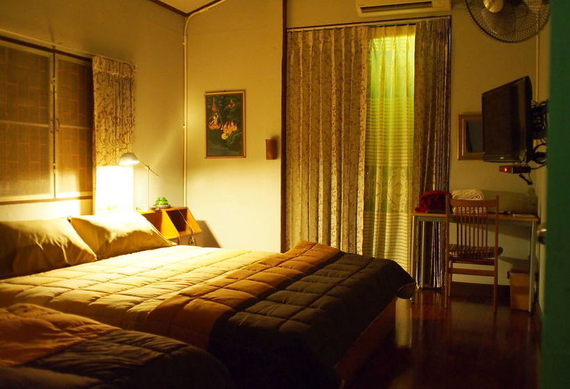 Pension Chommuang Guest House 13