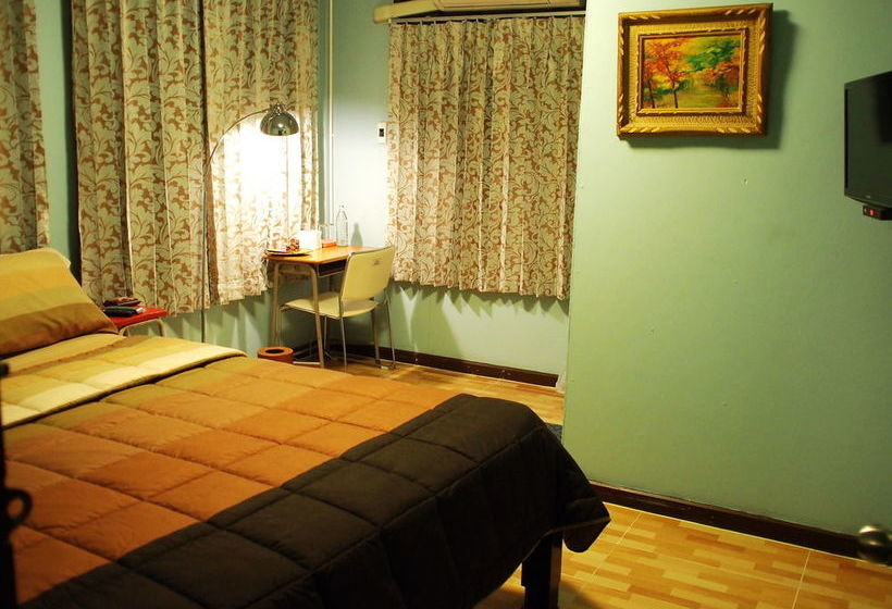 Pension Chommuang Guest House 14