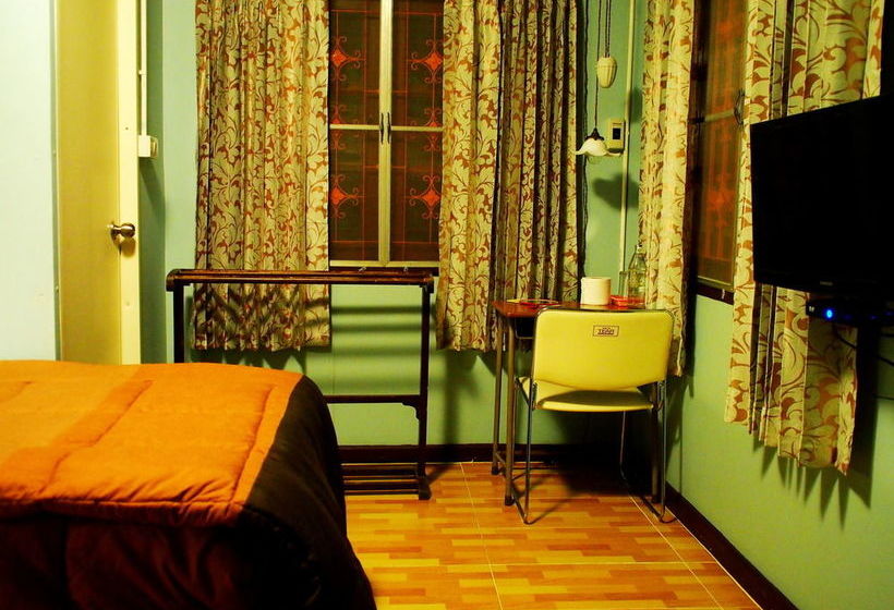 Pension Chommuang Guest House 9