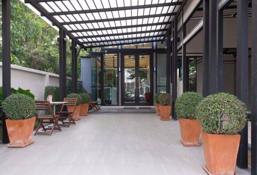 Hotel Woodroof Residence Rangsit 1