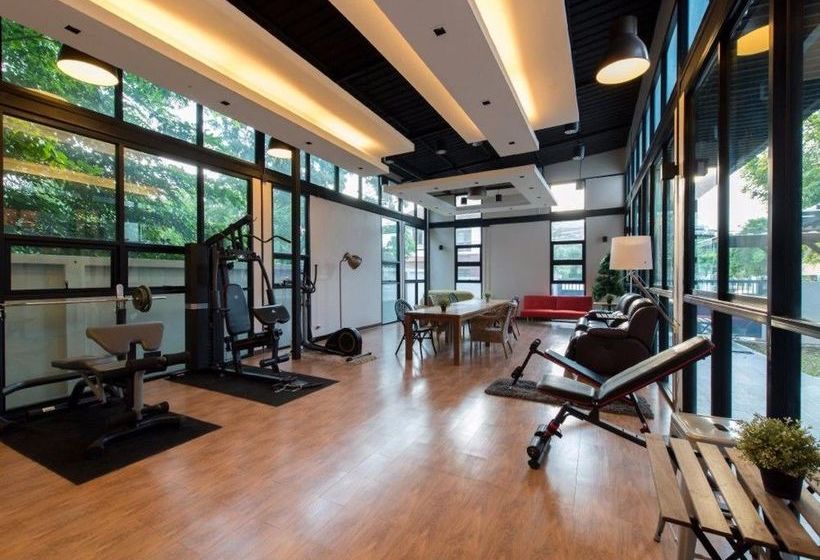 Hotel Woodroof Residence Rangsit 13