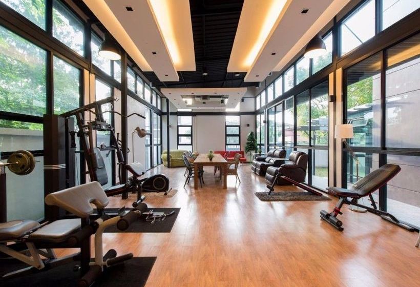 Hotel Woodroof Residence Rangsit 15