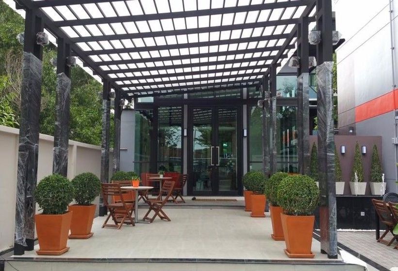 Hotel Woodroof Residence Rangsit 19