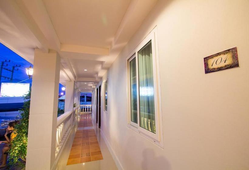 The Lion King Hotel Udonthani 13